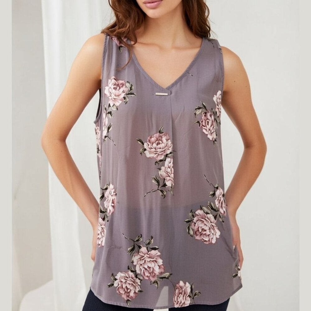TORRID Gray Floral Sleeveless Blouse Top 2 Boho Rose Lightweight Peasant Tunic